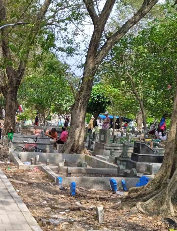 Makam tembok Surabaya (dokpri) 