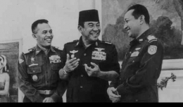 Tiga tokoh kunci seputar peristiwa G30S-Sukarno, Suharto, dan AH Nasution (sumber foto: arsip Kompas)
