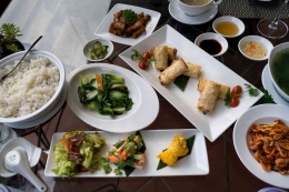 Foto makanan buka puasa oleh Quang Nguyen Vinh dari Pexels
