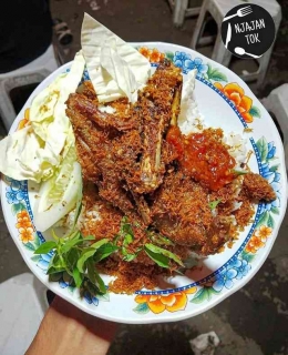Bebek Simpang Pojok (Sumber: instagram.com/kuliner_arput)