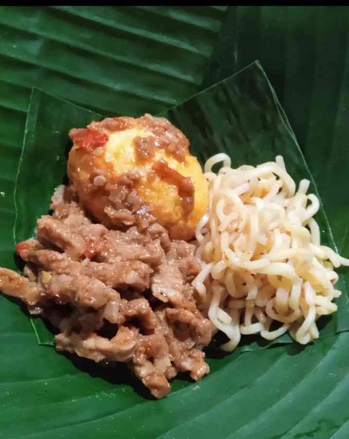 Salah satu isian nasi pelangan (dokpri)&nbsp;