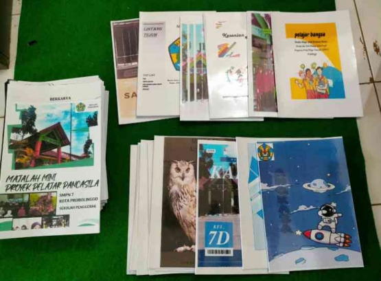 Gambar Produk Majalah Mini Hasil Kegiatan P5 di SMPN 7 Kota Probolinggo. Sumber: Dokumentasi Pribadi