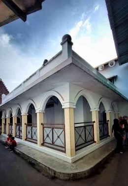 Masjid Abyad atau Kenepan, di Desa Kerjasan, Kudus. Foto Lisa Moningka.