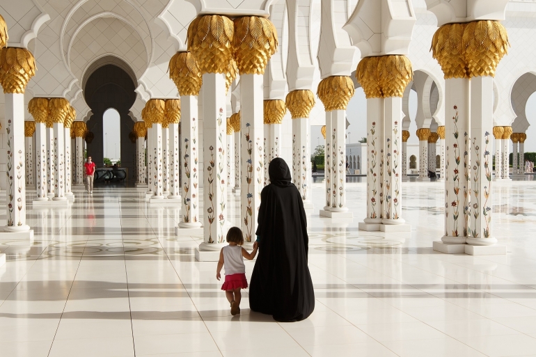 Ilustrasi mengajak anak balita ke masjid (Pexels.com/Domenico Bandiera)