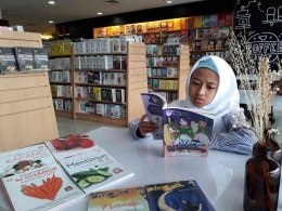 Toko buku Gramedia favorit Teteh. Dokumen pribadi.