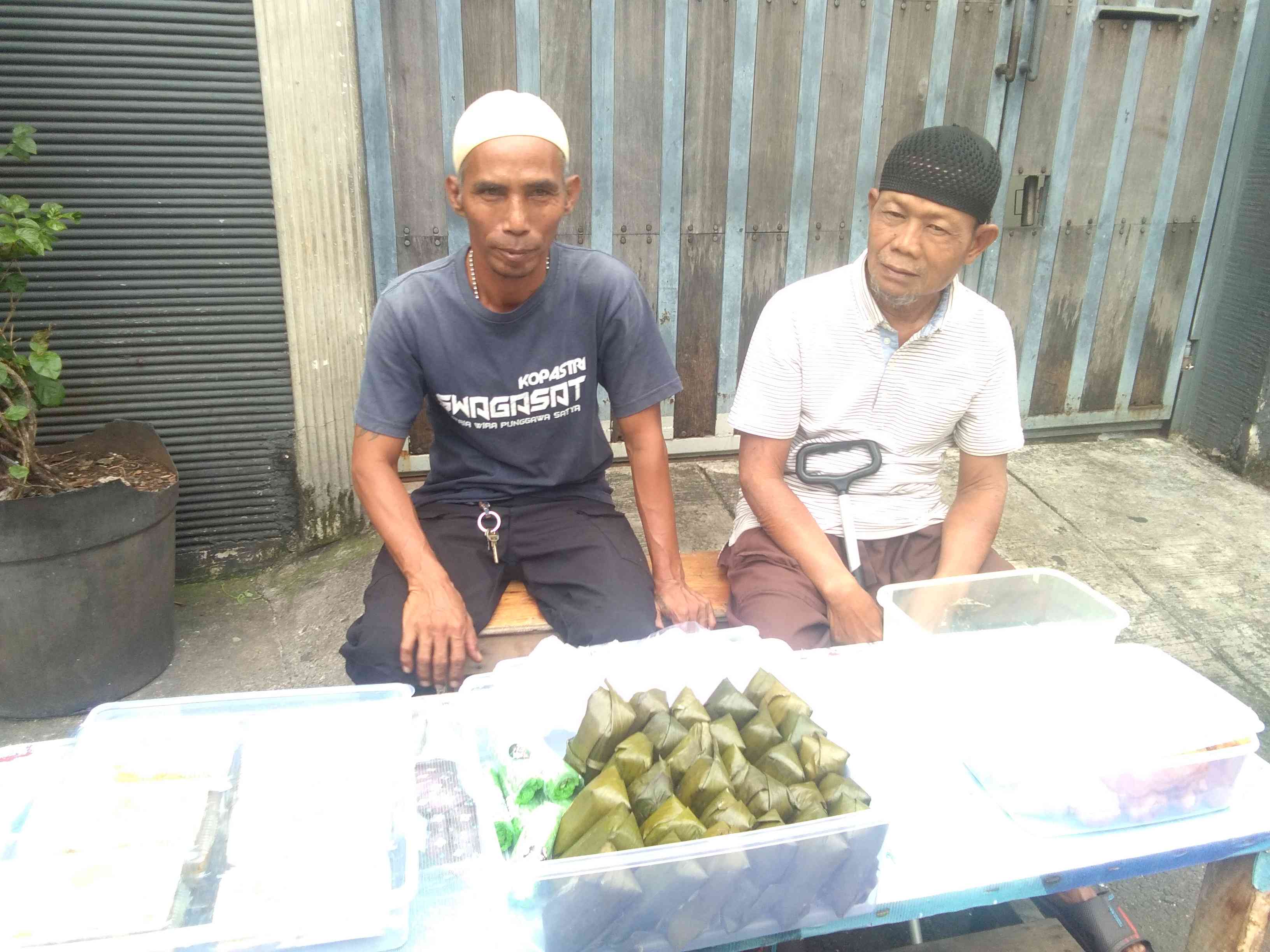 Penjual kudapan ramadhan, takjil. Foto: Asof12/ilustrasi