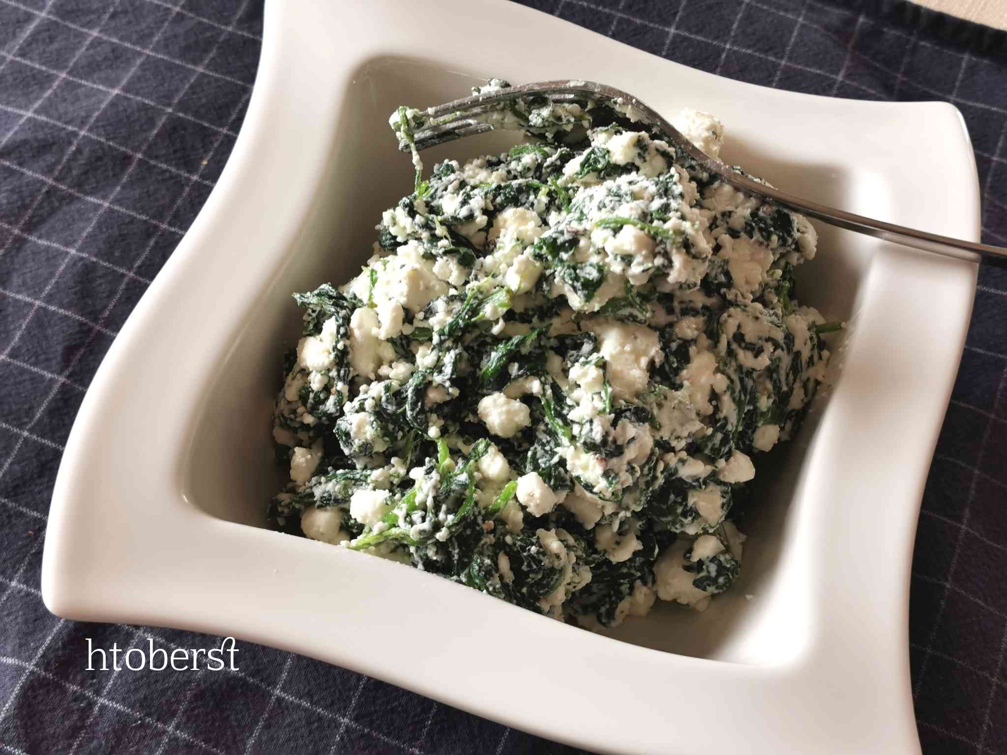 Spinach dan keju feta, bahan isi Borek | foto: HennieOberst 