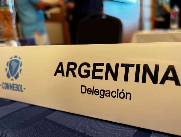 Federasi Sepak Bola Argentina (AFA) tengah berusaha meyakinkan FIFA untuk menjadi tuan rumah Piala Dunia U-20 2023. (Foto: Twitter/@Argentina)