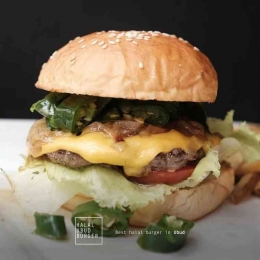Sumber Instagram Halal Ubud Burger 