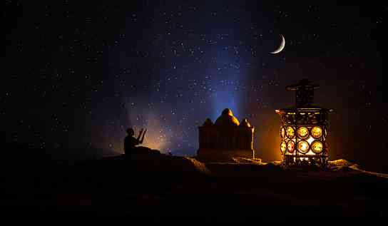 Ilustrasi Malam Lailatul Qodr . Sumber: Pixabay