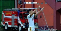 Kenzo Nambu, pencetak gol ketiga PSM melawan tuan rumah Madura United. Sumber: dok. screenshot dari vidio.com