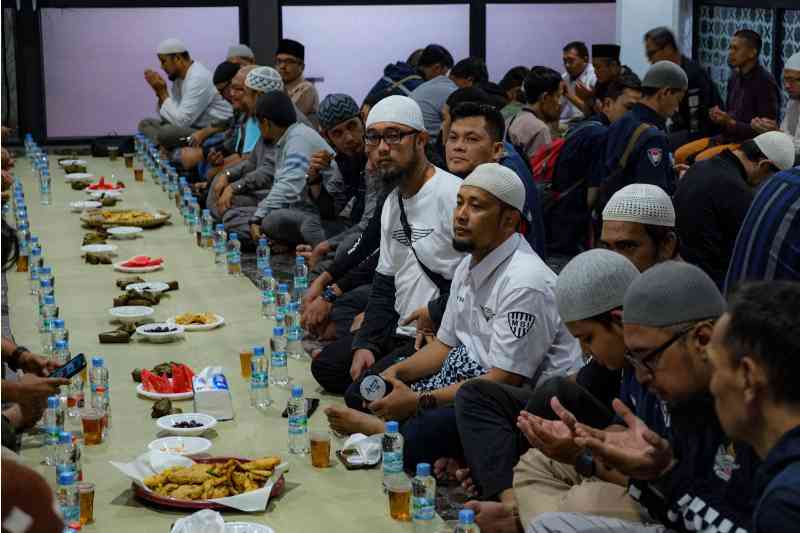 Kegiatan buka puasa bersaama bikers (Doc. Kangmox)