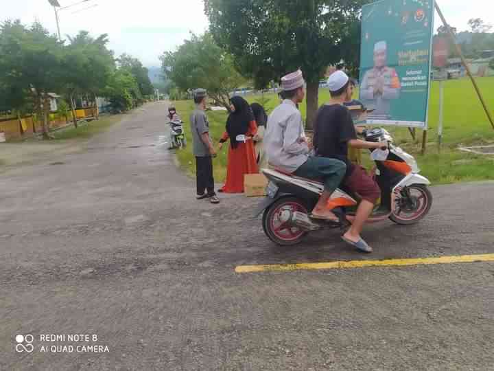 Pembagian takjil. Dokpri