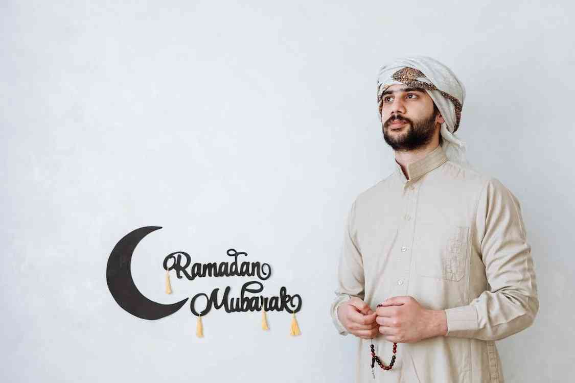 Ramadan, kesempatan emas untuk membentuk kebiasaan baik dan karakter mulia | Foto : pexels.com/Thirdman