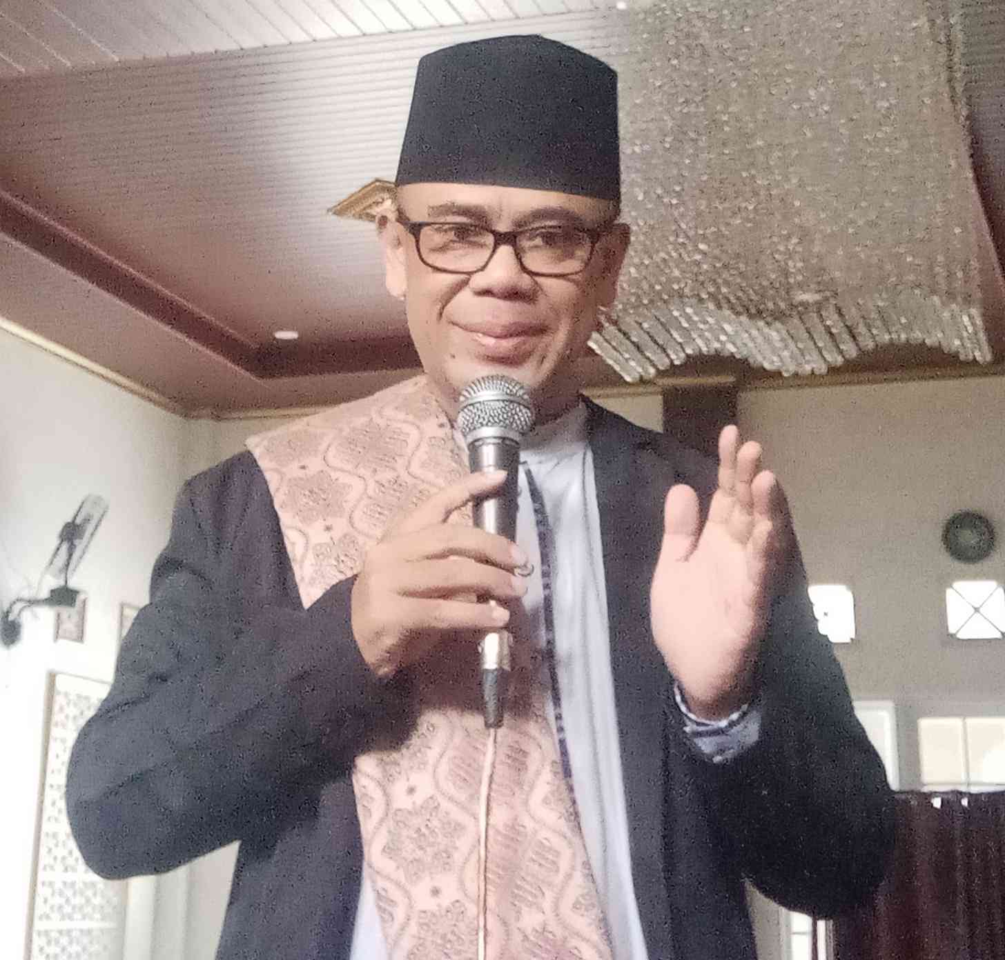 Ustadz Dedi S Al Ghifary di Masjid Jami Al Muhajirin Komplek Sapta Marga Kota Serang Banten (Poto :Pribadi)