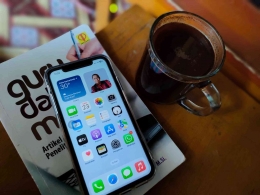 Handphone sebagai media mengupgrade Skill saat Ramadan (Dokumen pribadi)