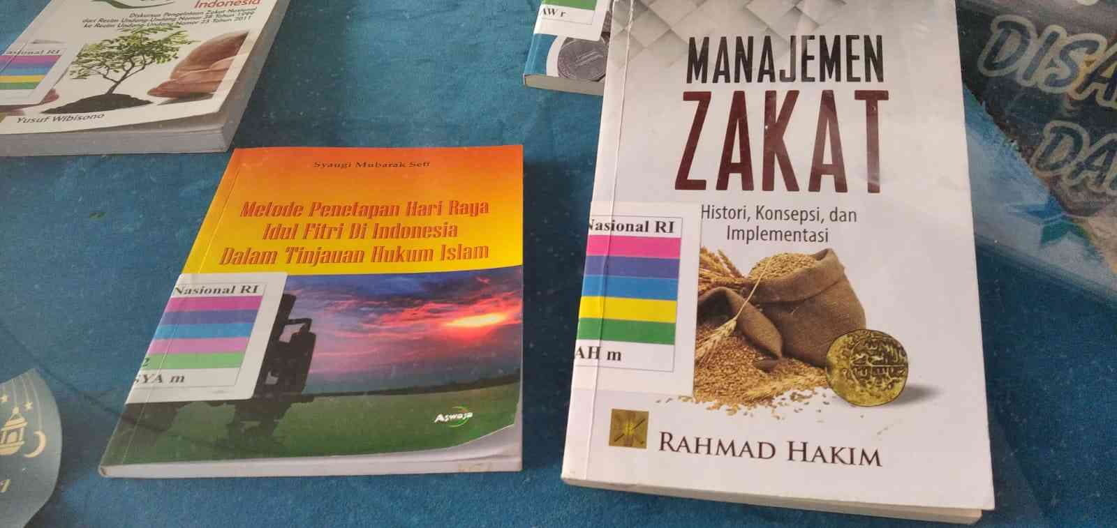 Sejumlah buku bacaan untuk menambah ilmu selama ramadan (dok.windhu)