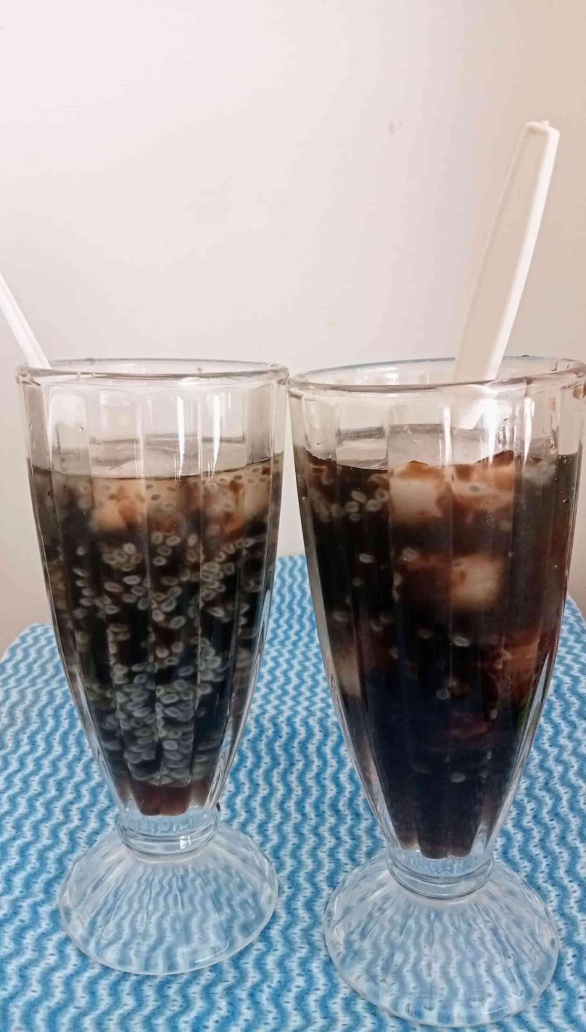 Minuman segar alami cincau dan biji selasih/Dok pribadi