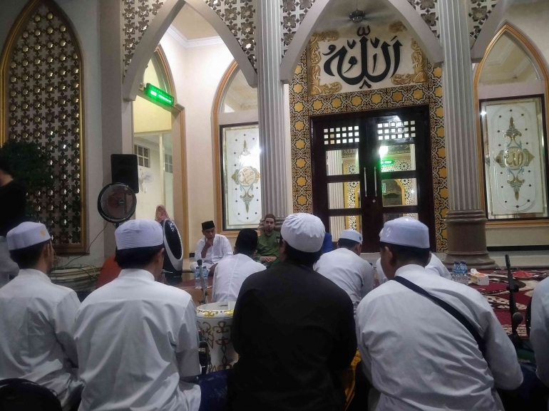 Kegiatan Kajian ilmu ba'da Suhuh di Masjid Al Hibah (foto dokpri)