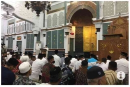 Ilustrasi suasana Masjid Raya Baiturahman Banda Aceh (Foto: M.Ifdhal/Antara)