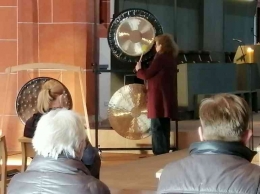 Gong yang dipakai di hari Jumat Agung di gereja Karmel Jerman | Dokumentasi pribadi oleh Ino Sigaze.