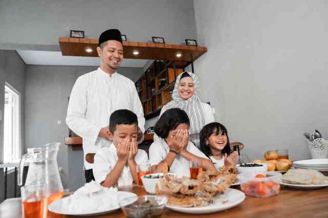 Sehat dan Fit saat Ramadan, Sumber: Kumparan