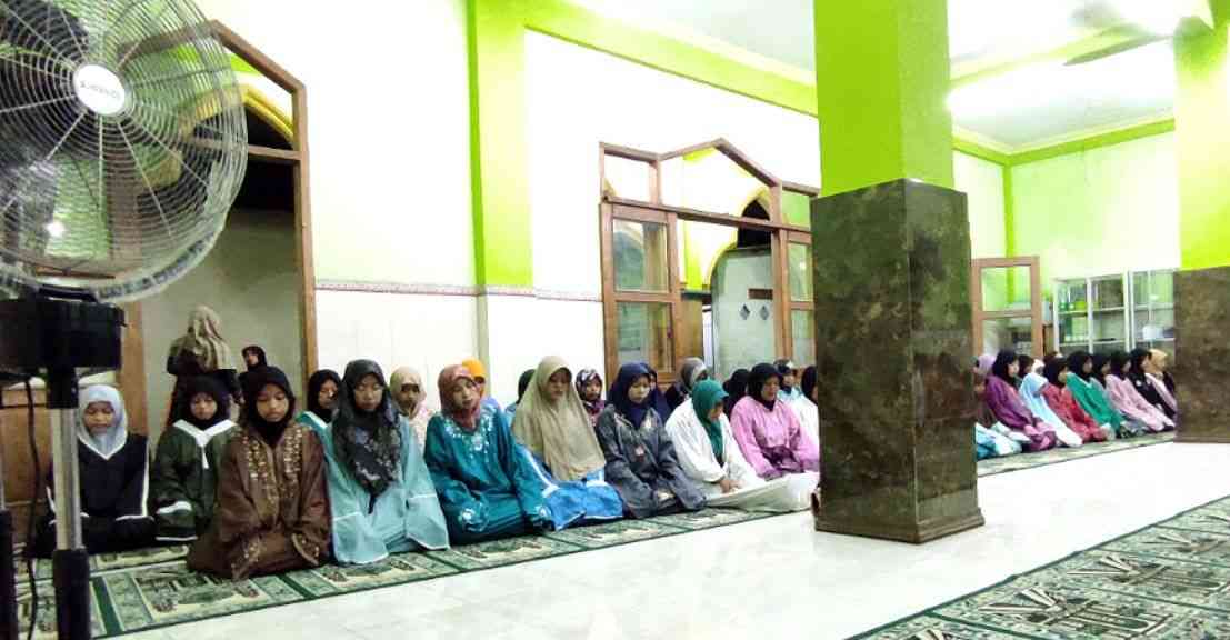 Pelaksanaan Tarawih Keliling MUI di Majelis Taklim PC LDII Pedan (Jamaah Wanita) (Dokpri)