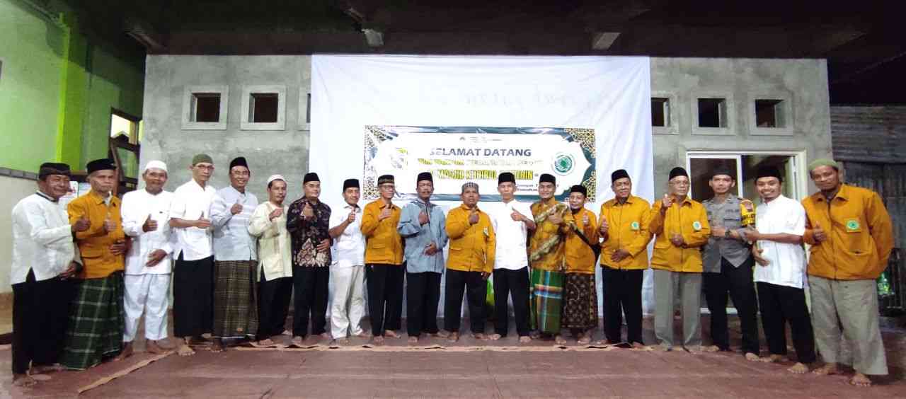 Jajaran Muspika, MUI, KUA, NU, Muhammadiyah, LDII Kecamatan Pedan bersama Takmir Masjid Khoirul Fatihin (Dokpri)