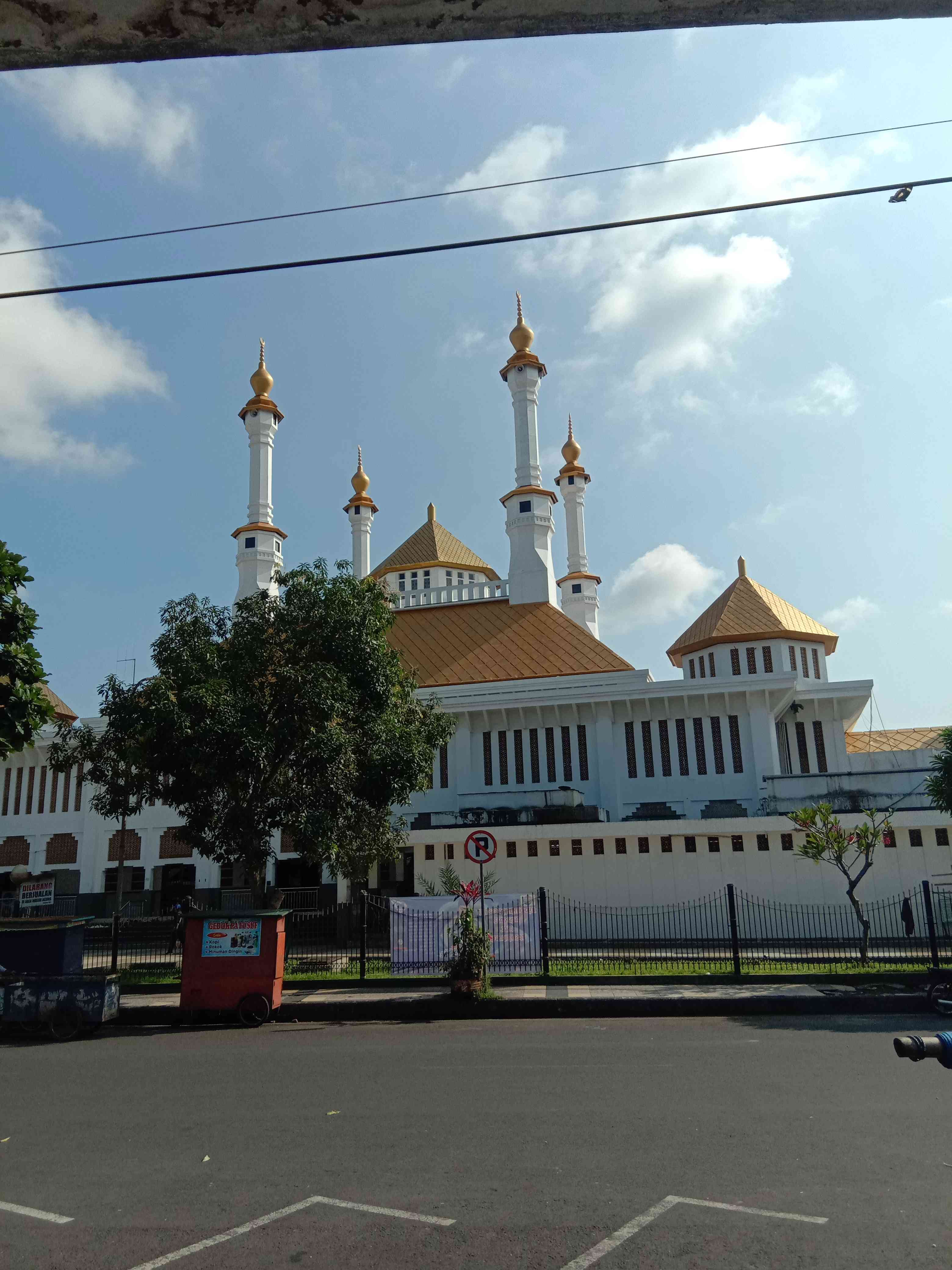 5 atap dan 4 menara yang khas/dokpri