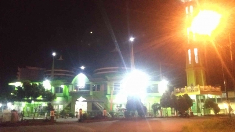 Masjid Aljihad tampak Malam/foto Dokumentasi Pribadi