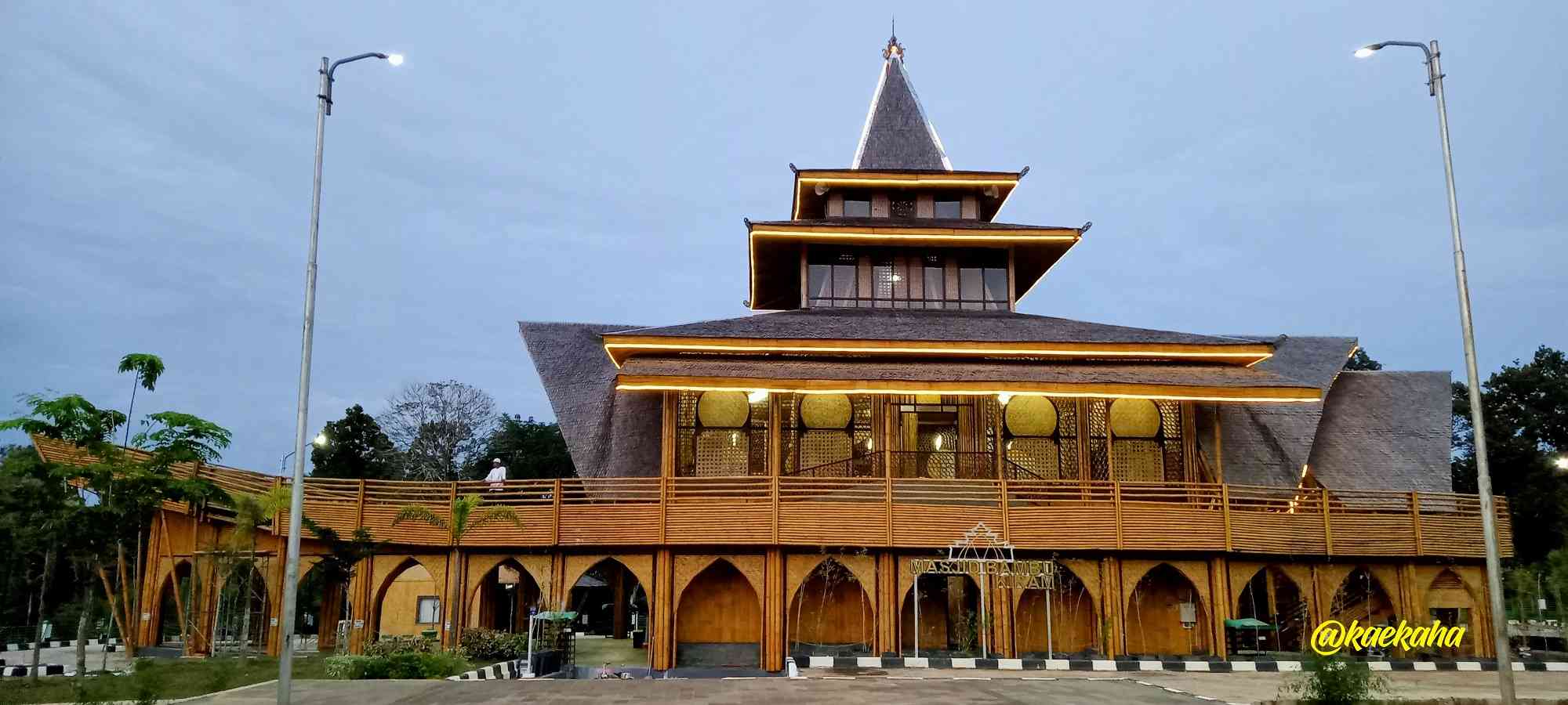 Masjid Bambu, KH. Abdul Qadir Hasan | @kaekaha