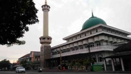 Masjid Ar Royyaan  (Sumber: Dokumen pribadi)