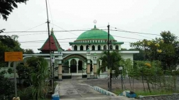 Masjid Tiban (Sumber: Dokumen pribadi)