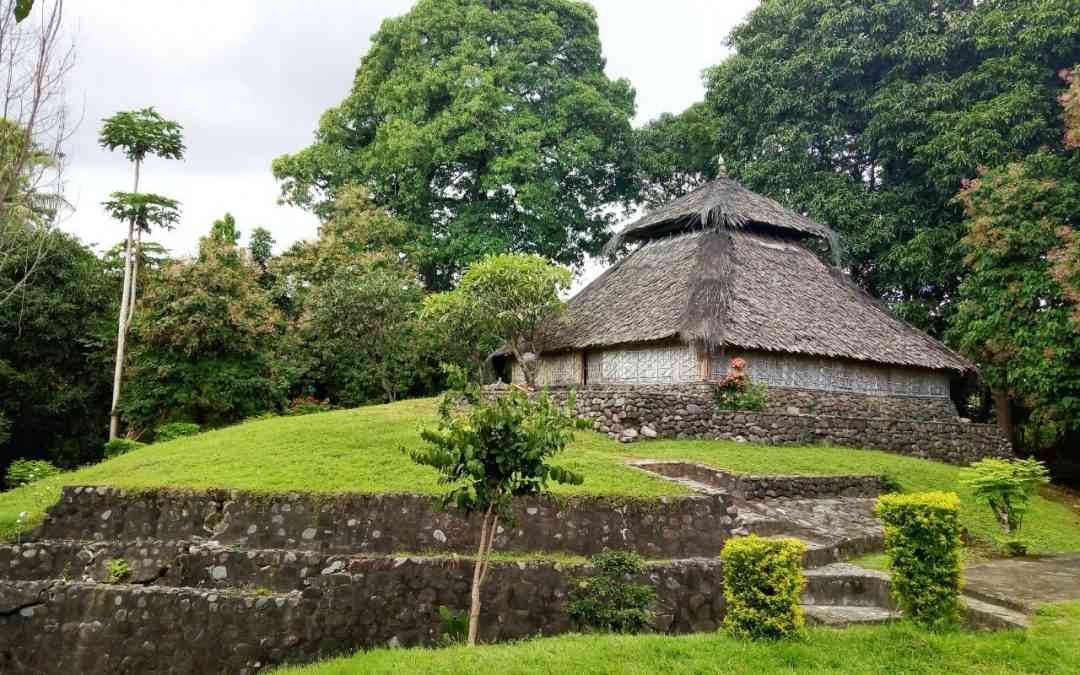 Foto Masjid Kuno Bayan Beleq (Sumber : metamorfosa.co)