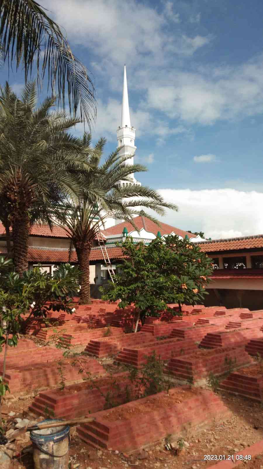 komplek makam di masjid keramat luar batang (dok.pri)