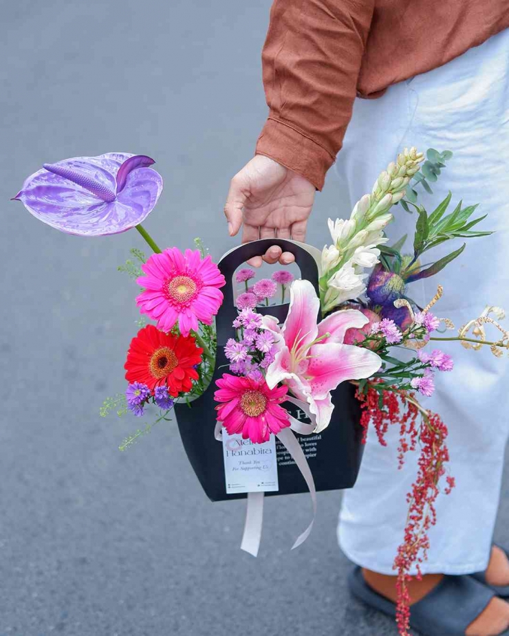 Foto Artikel Atelier Hanabira Luncurkan Koleksi Rangkaian Bunga Baru