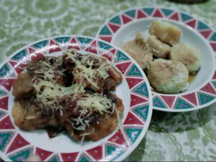 Kue lopis dan pisang goreng susu keju (dokpri)