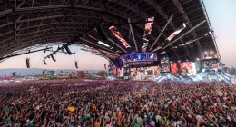 Konser Blink-182 di Festival Coachella 2023 disaksikan belasan ribu penonton/ foto: Coachella.com