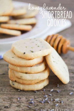 Honey lavender shortbread cookies (Sumber gambar : thebakerupstairs.com)