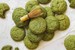 Green tea cookies (sumber gambar : theheirloompantry.co)