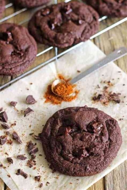 Chocolate chili cookies (sumber gambar : thekiwicountrygirl.com)