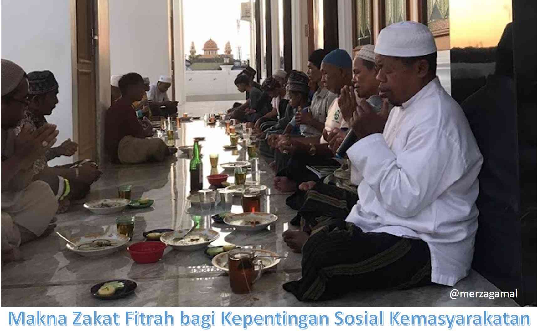 Image:  Makna Zakat Fitrah bagi Kepentingan Sosial Kemasyarakatan (by Merza Gamal)