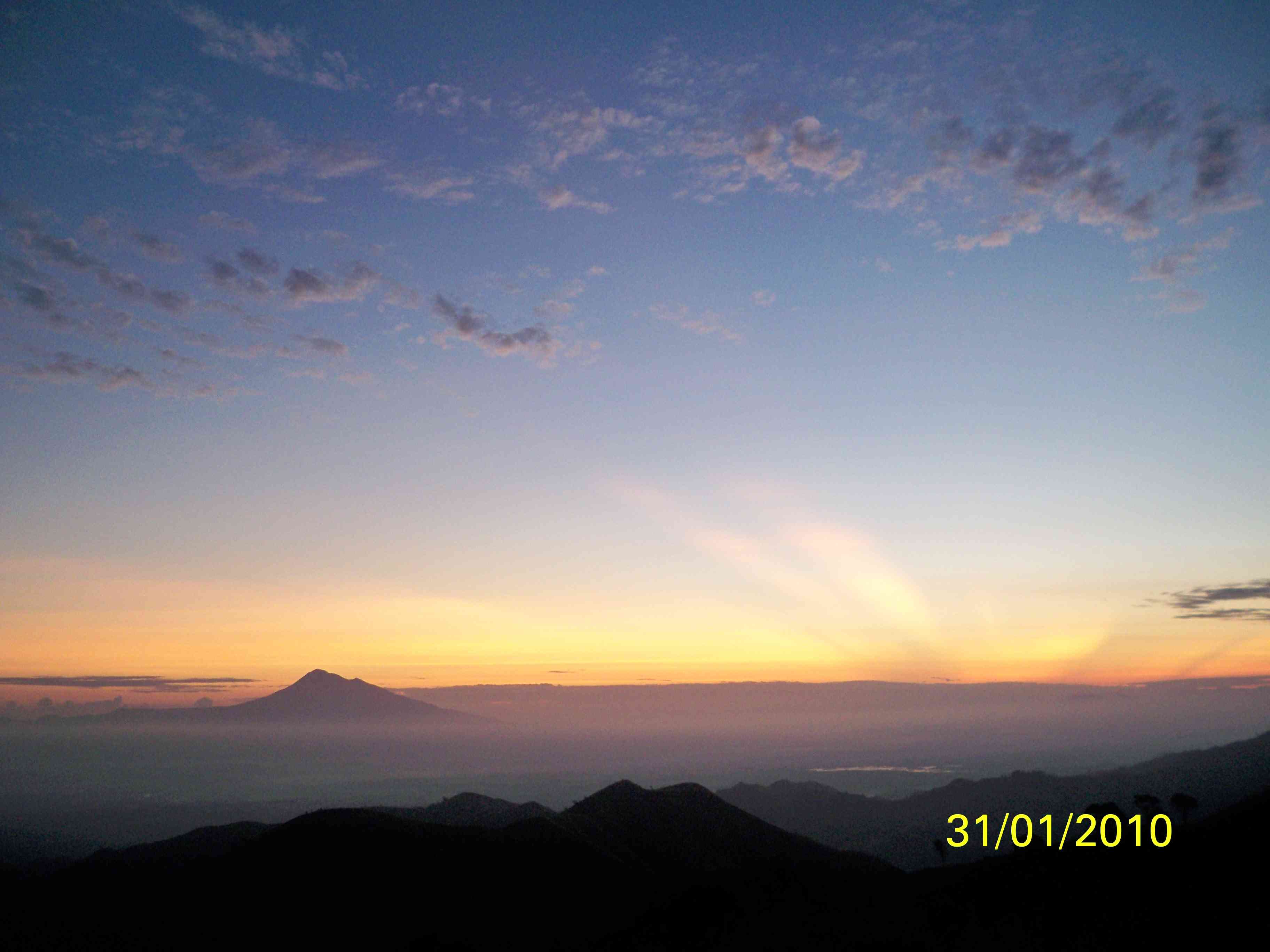 Puncak gunung Aceh Besar| dokumentasi pribadi