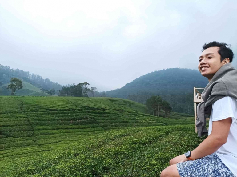 Penulis selalu menerapkan konsep tafakur alam saat berwisata di Indonesia (dokpri)