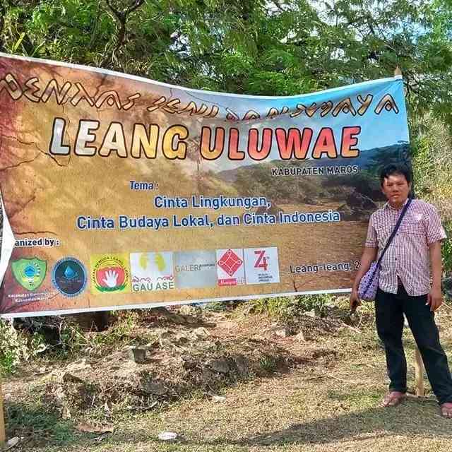 kegiatan pentas seni dan budaya di lokasi taman wisata alam/taman prasejarah leang-leang Maros sebagai bentuk kepedulian lingkungan, sumber foto: dokpri