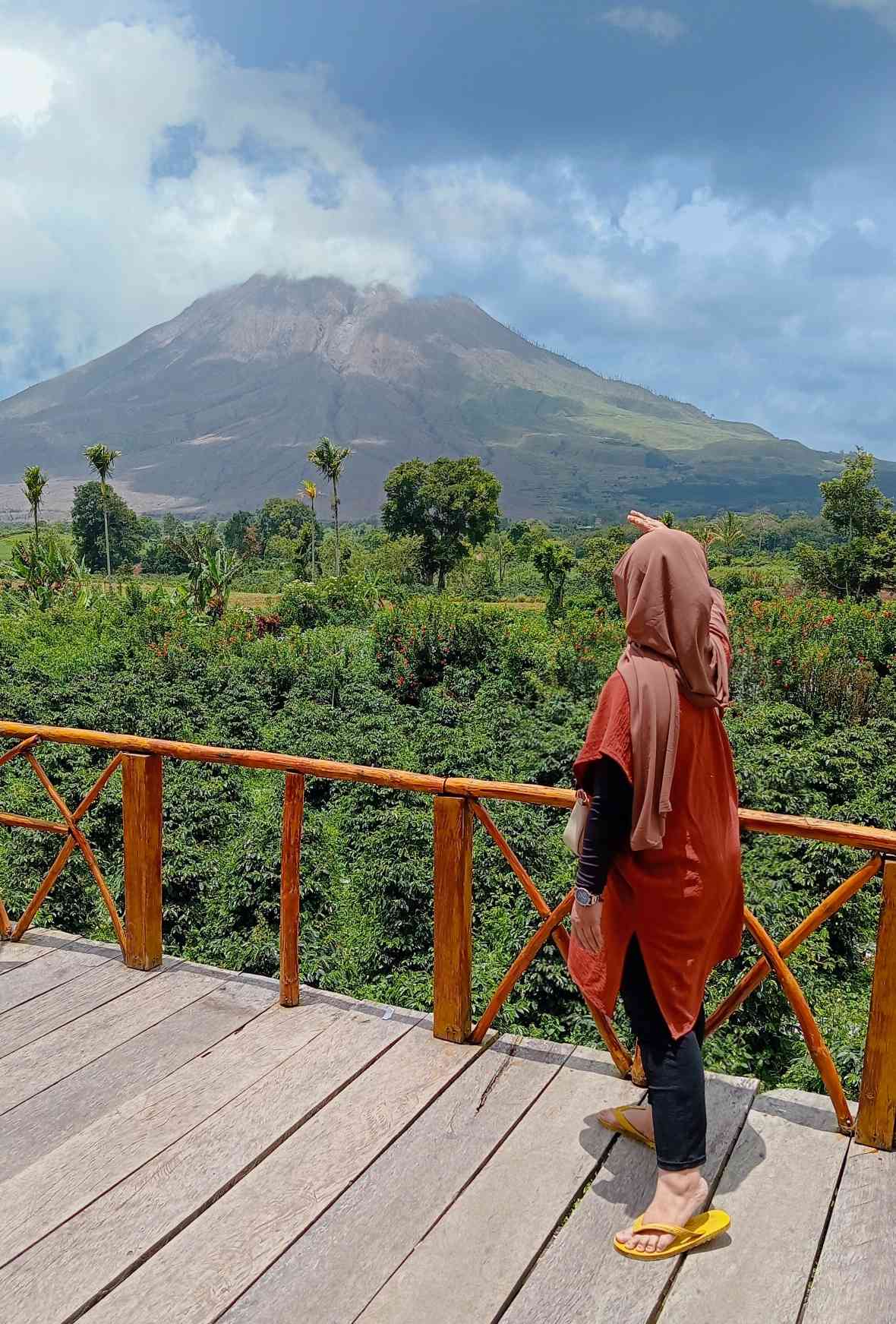 Menuju Kaki Gunung Sinabung (sumber:dokpri)