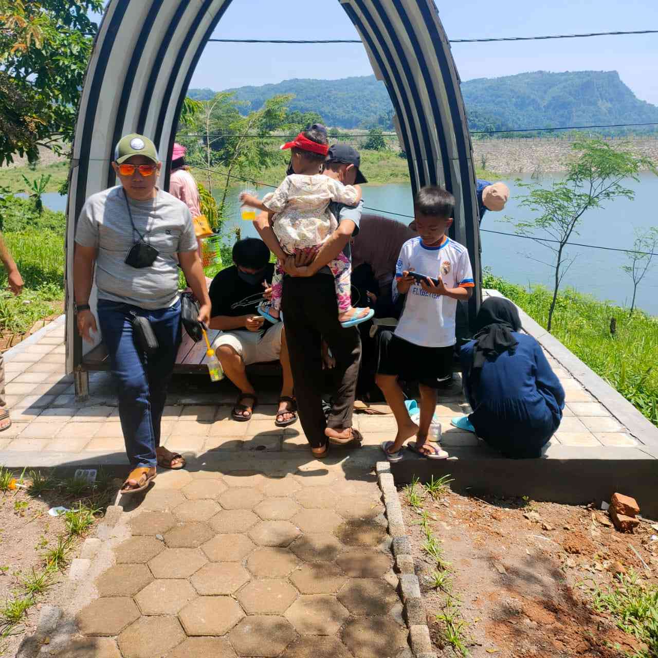 Ilustrasi kabin untuk istirahat dan membuka bekal (Dok.Pribadi)