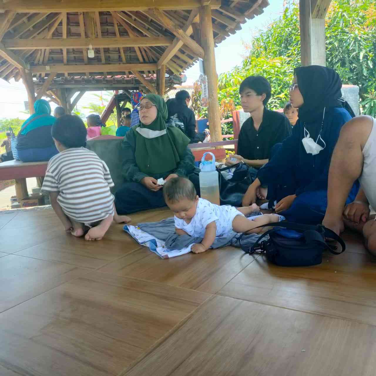 Ilustrasi menunggu pesanan tiba (Dok.Pribadi)