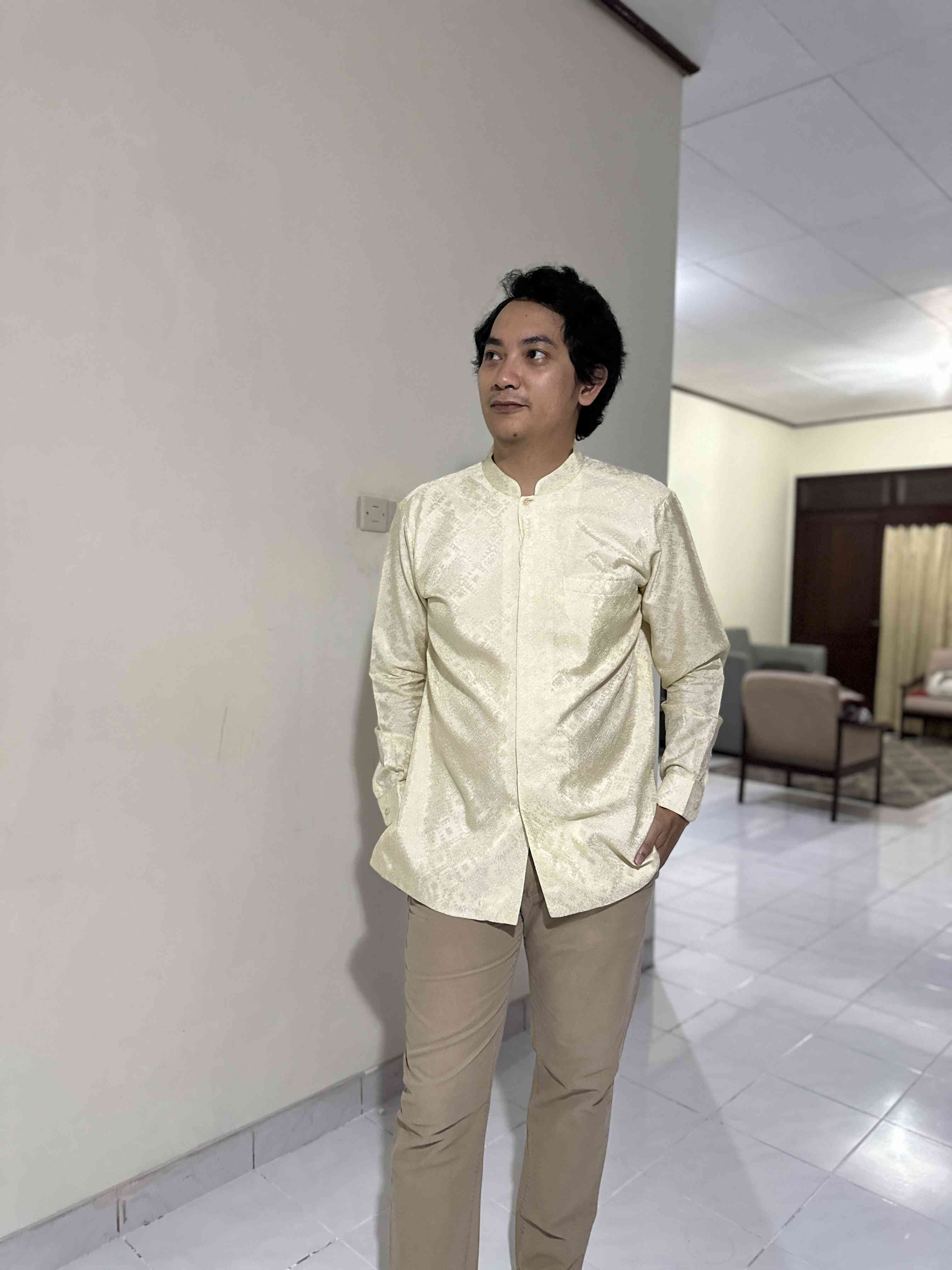 Baju Lebaran. Tidak harus mahal, yang penting nyaman dan elegan. (sumber: dokumentasi pribadi)