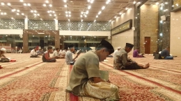 Jemaah beriktikaf pada 10 hari akhir Ramadan  (Dokpri)